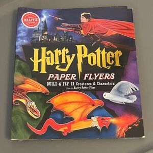 NEW - Sealed- Klutz Harry Potter Paper Flyers Kit